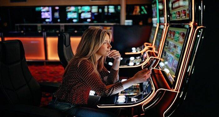 Using The Right Strategy When Playing Slots Online